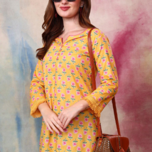 Tissu Women Floral Printed Round Neck Pure Cotton Straight Short Kurti